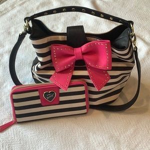 Betsy Johnson Purse & Wallet
